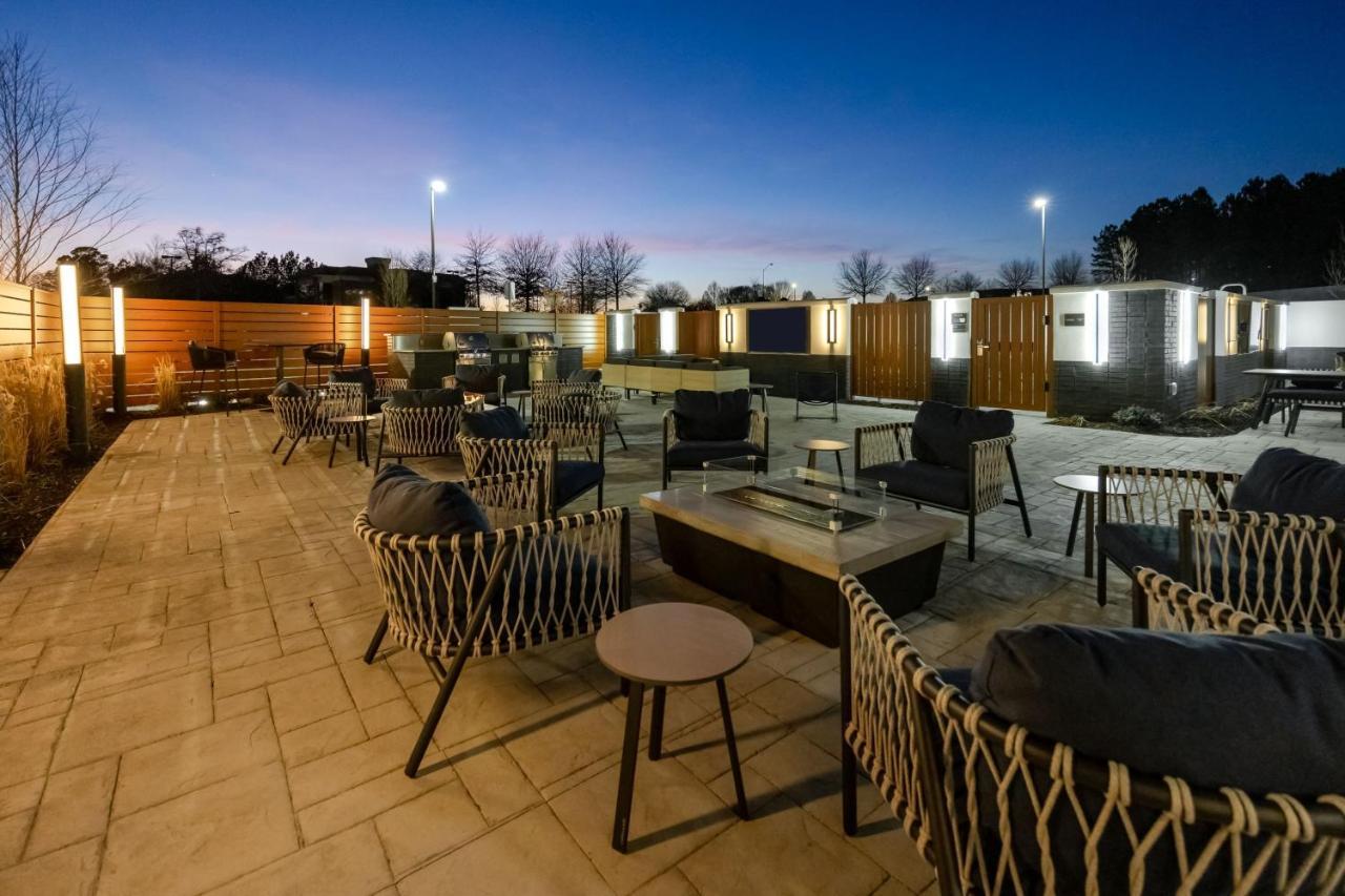 Towneplace Suites By Marriott Canton Riverstone Parkway Extérieur photo